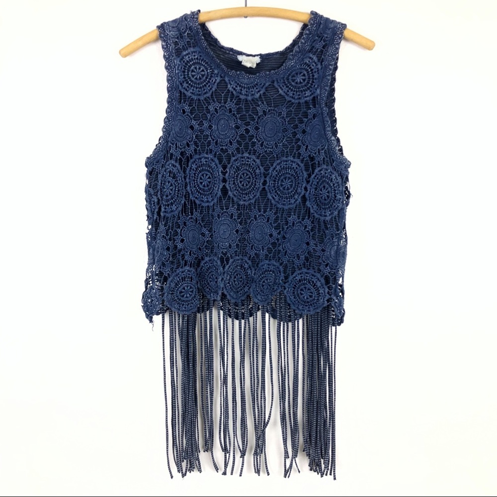 Gimmicks by BKE crochet tank